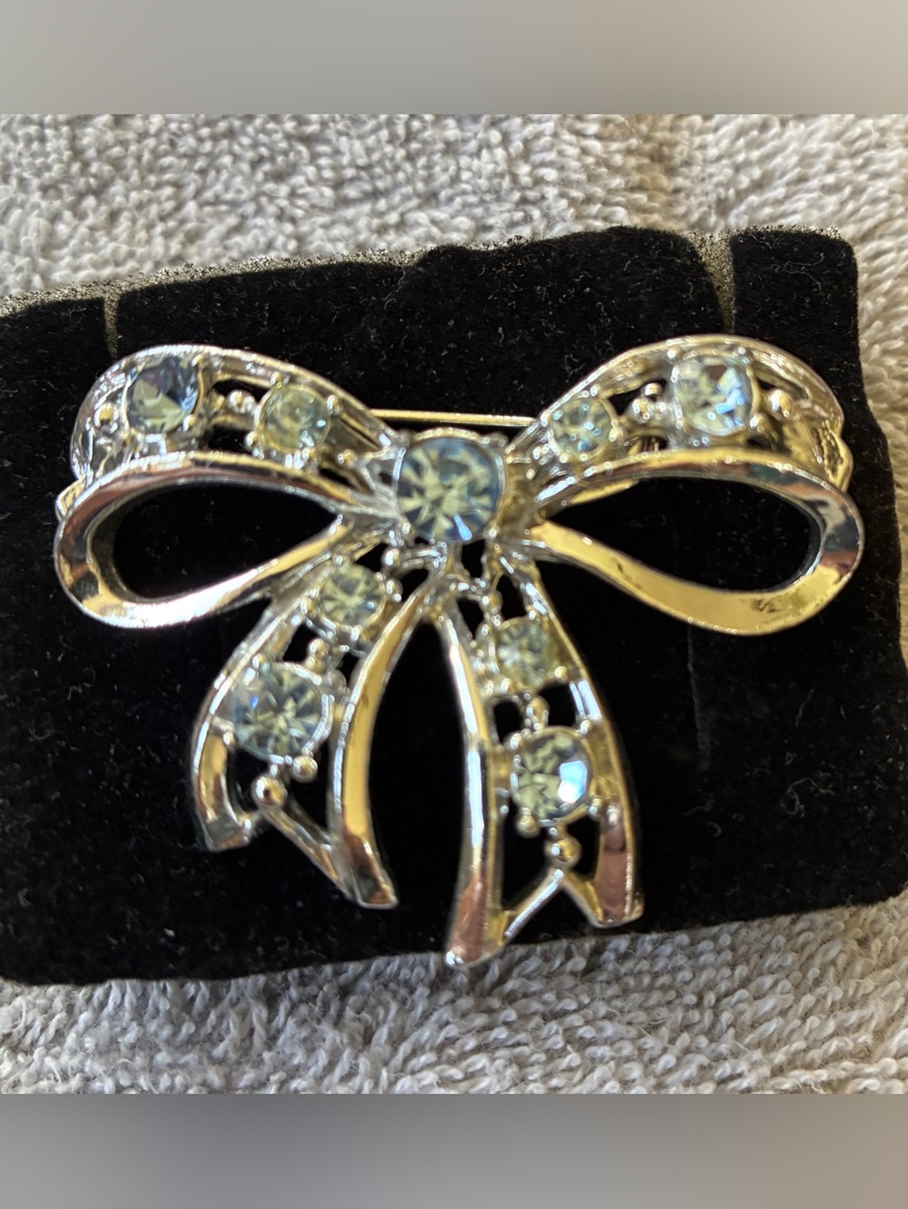 Vintage Brooch - Blue & Silver Crystals in an Open Cut Bow Pattern Brooch